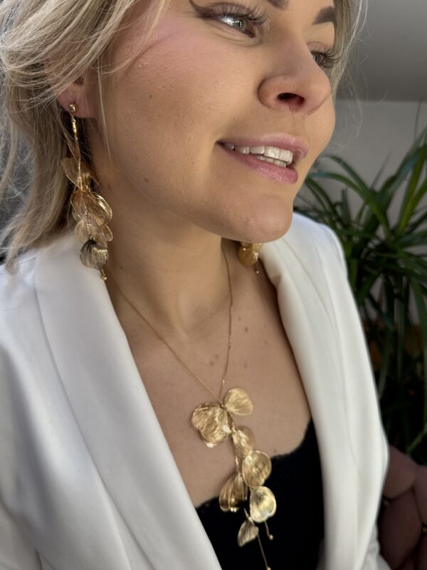 złote_naszyjniki_damskie_elegancka_biżuteria_orvella złote_naszyjniki_damskie_elegancka_biżuteria_orvella