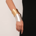 Bransoletka Sculpted Wave Gold Mat – zdjęcie 7
