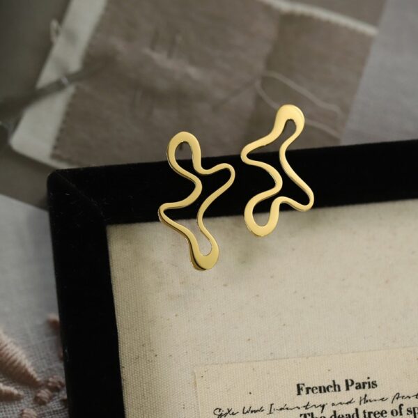 kolczyki_fluida_gold_sara_baranska_06