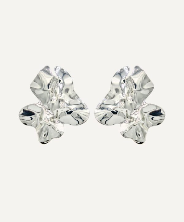 kolczyki_sculpture_bloom_silver_sara_baranska_02