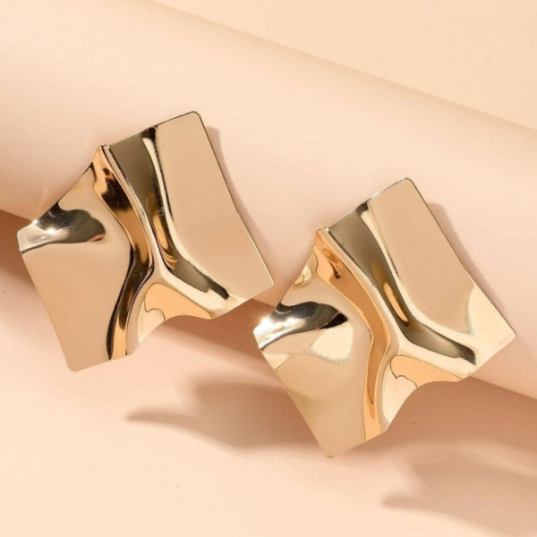 kolczyki_sculpture_gold_sara_baranska_02