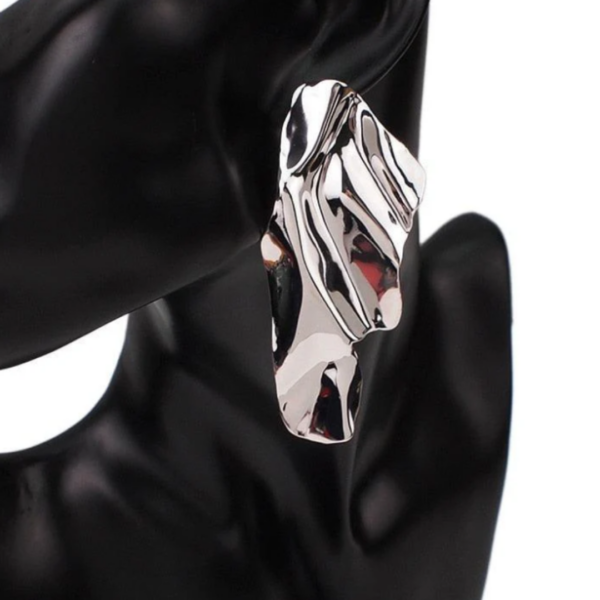 kolczyki_vessel_folded_silver_sara_baranska_01