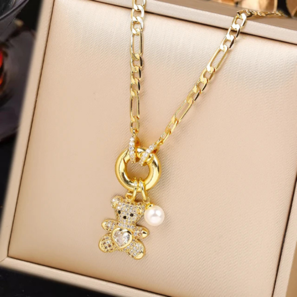 kolie_love_beat_crystal_sara_baranska_02