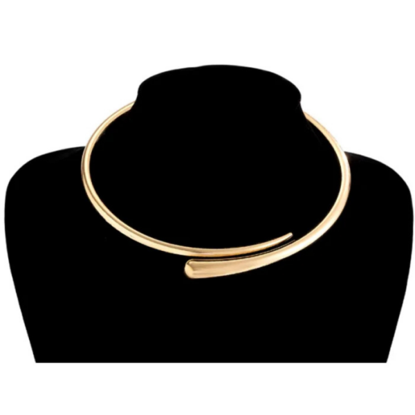 komplet_golden_sculpt_curve_sara_baranska_04