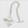 bransoletki_guess_charm_silver_sara_baranska_01
