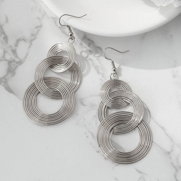 kolczyki_modern_spiral_silver_sara_baranska_01