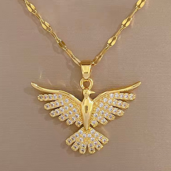 kolie_aquaila_aurea_lux_wings_of_power_sara_baranska_03