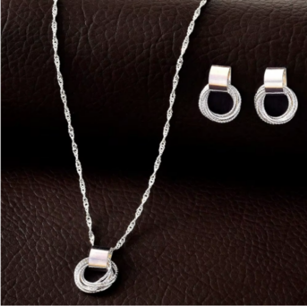 komplety_infinity_circles_sara_baranska_01