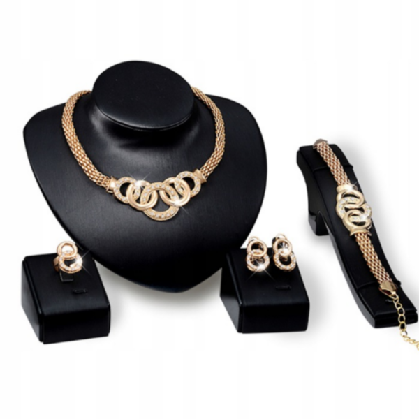 komplety_premium_luxury_circle_harmony_sara_baranska_01