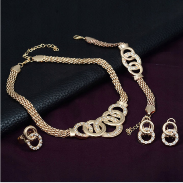 komplety_premium_luxury_circle_harmony_sara_baranska_03