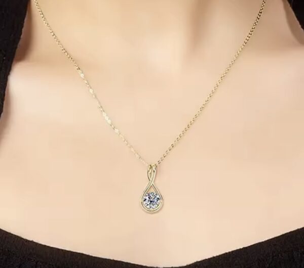 naszyjnik_lumi_drop_zlocony_18k_wisior_z_cyrkonią_elegancki_orvella naszyjnik_lumi_drop_zlocony_18k_wisior_z_cyrkonią_elegancki_orvella