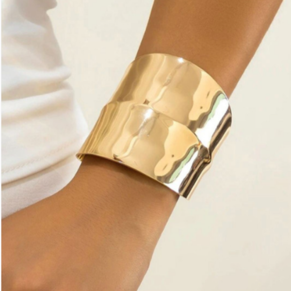 bransoletki_lumiere_cuff_gold_sara_baranska_02