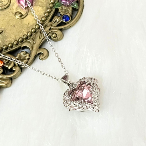 kolie_lumera_heart_silver_sara_baranska_01