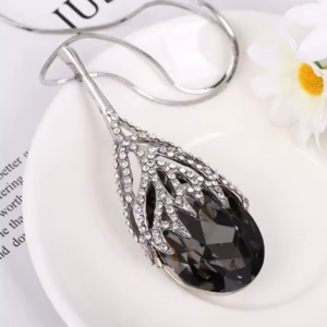 Wisior Noir Elegance Pendant