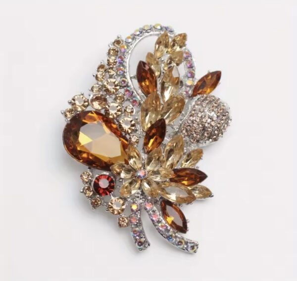 broszka_golden_amber_crystal_luxury_orvella broszka_golden_amber_crystal_luxury_orvella
