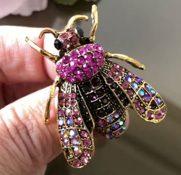Broszka_pszczoła_Ruby_Noir_luksusowa_z_kryształami_orvella Broszka_pszczoła_Ruby_Noir_luksusowa_z_kryształami_orvella