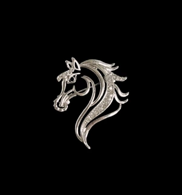 srebrna_broszka_kon_z_cyrkoniami_silver_equira_orvella srebrna_broszka_kon_z_cyrkoniami_silver_equira_orvella