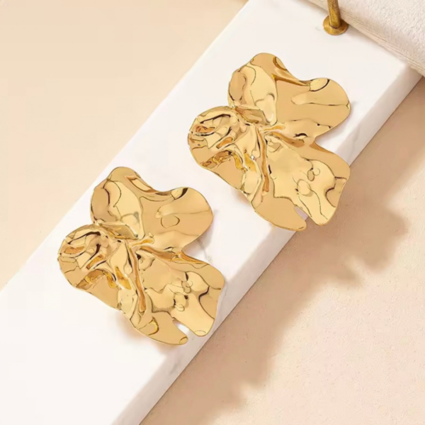 Kolczyki stal szlachetna aurora petal gold mini – zdjęcie 2