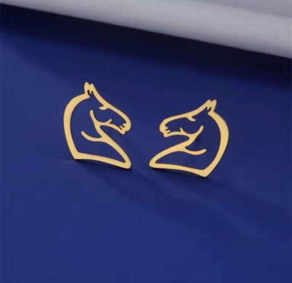 aurelle_equine_złote_kolczyki_z_głowa_konia_orvella