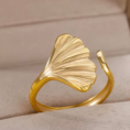 pierscionek_aurelia_ginkgo_gold_sara_baranska_orvella5