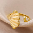 pierscionek_aurelia_ginkgo_gold_sara_baranska_orvella2