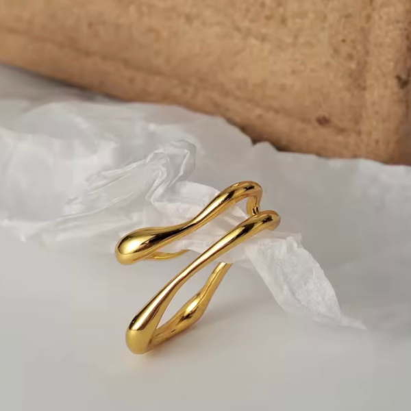 amora_gold_zlota_nausznica_premium_sara_baranska_orvella3
