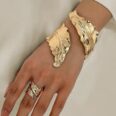 zloty_komplet_bransoletka_pierscionek_golden_tides_set_sara_baranska_orvella
