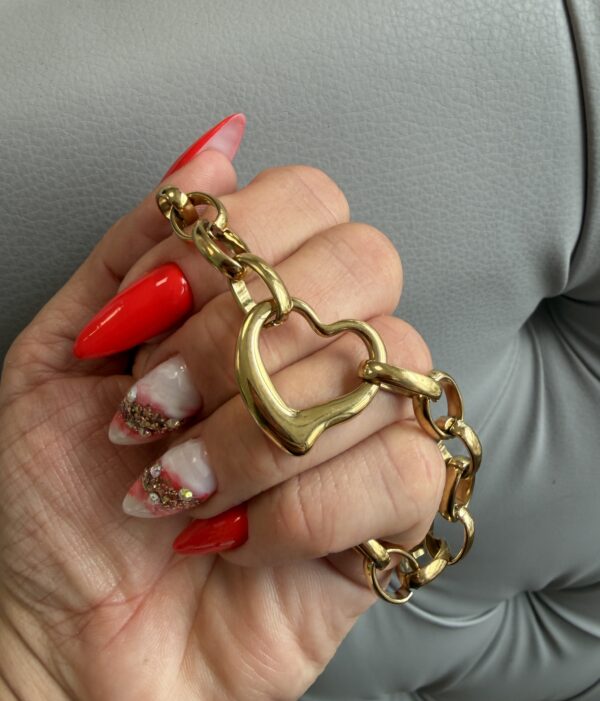 golden_heart_zlota_bransoletka_z_sercem_sara_baranska_orvella1
