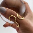 infinity_flow_gold_pozlacany_pierscionek_sara_baranska_orvella