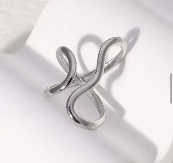nfinity_flow_silver_pierscionek_sara_baranska_orvella2 nfinity_flow_silver_pierscionek_sara_baranska_orvella2
