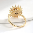 pozlacany_pierscionek_antystresowy_soleil_eternel_gold_sara_baranska_orvella1
