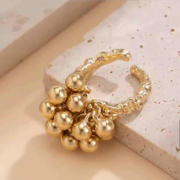 aurelis_orbea_gold_zloty_pierscionek_z_kulkami_orvella_sara_baranska aurelis_orbea_gold_zloty_pierscionek_z_kulkami_orvella_sara_baranska