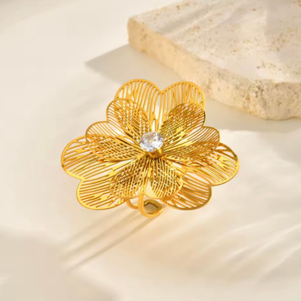 florea_celeste_gold_18k_pierscionek_kwiat_orvella_sara_baranska