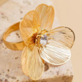 florea_lumina_gold_18k_pierscionek_kwiat_orvella1