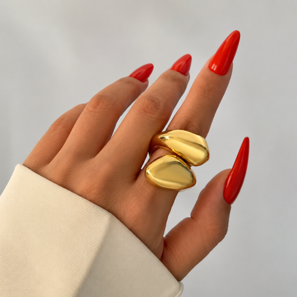 nevora_duo_gold_18k_pierscionek_orvella_sara_baranska nevora_duo_gold_18k_pierscionek_orvella_sara_baranska
