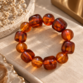 Bransoletka z żywicy w bursztynowych odcieniach Ambera Solis – zdjęcie 3