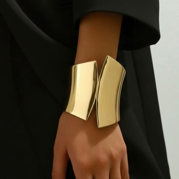 Bransoletka Sculpted Wave Gold Gloss – zdjęcie 2