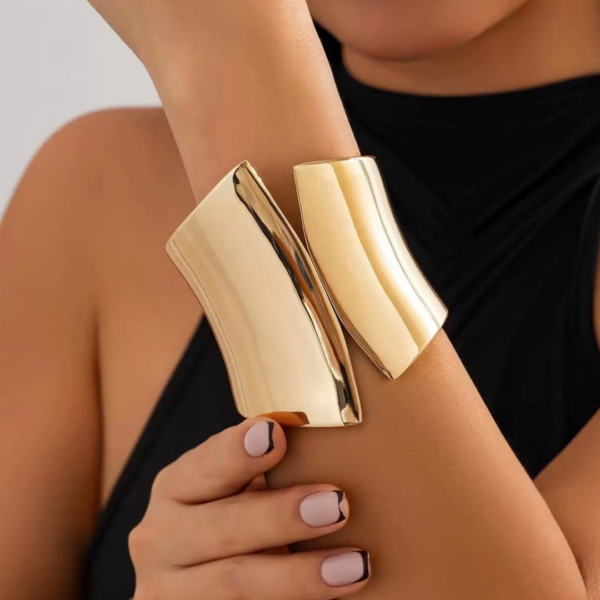Bransoletka Sculpted Wave Gold Gloss – zdjęcie 3
